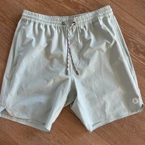 NWOT Free Fly Andros Men's shorts size small
